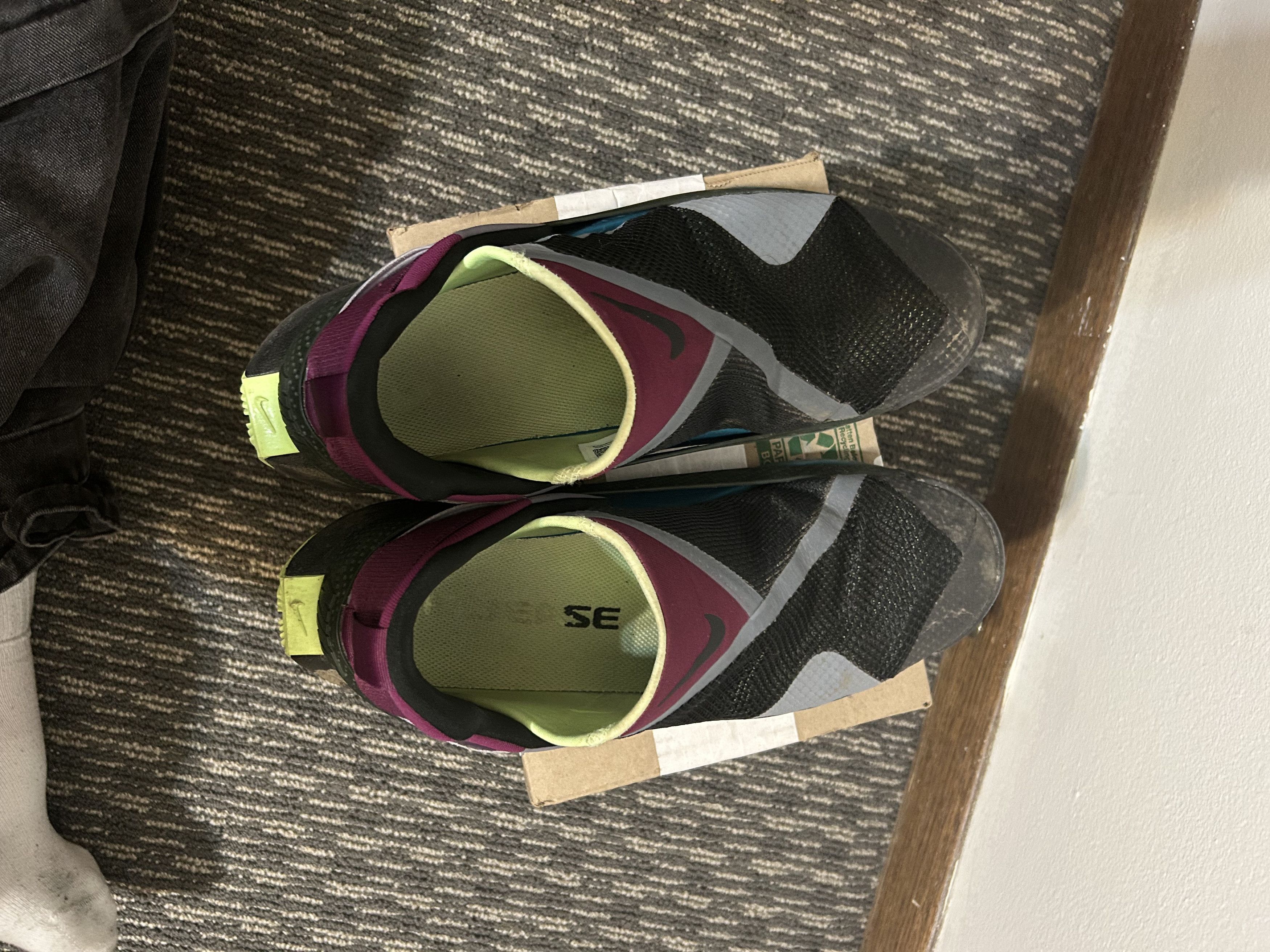 Nike Nike Go FlyEase Black Lime Glow Size US 10 / EU 43 - 10 Thumbnail