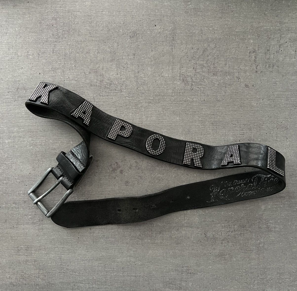 ‼️FREE WW SHIPPING‼️ Vintage KAPORAL Avant-garde leather belt.