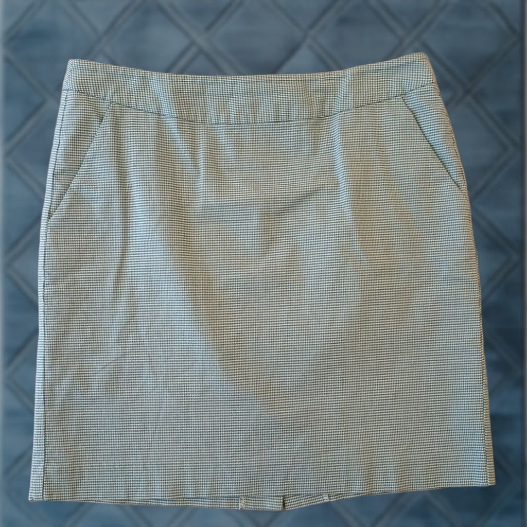 Vintage LL Bean Skirt Knee Length Blue Houndstooth Pockets Lined Slit Size 14 Women Wool Cotton Spandex Regular Straight Pencil Vintage: No Size 36" / US 14 / IT 50 - 1 Thumbnail