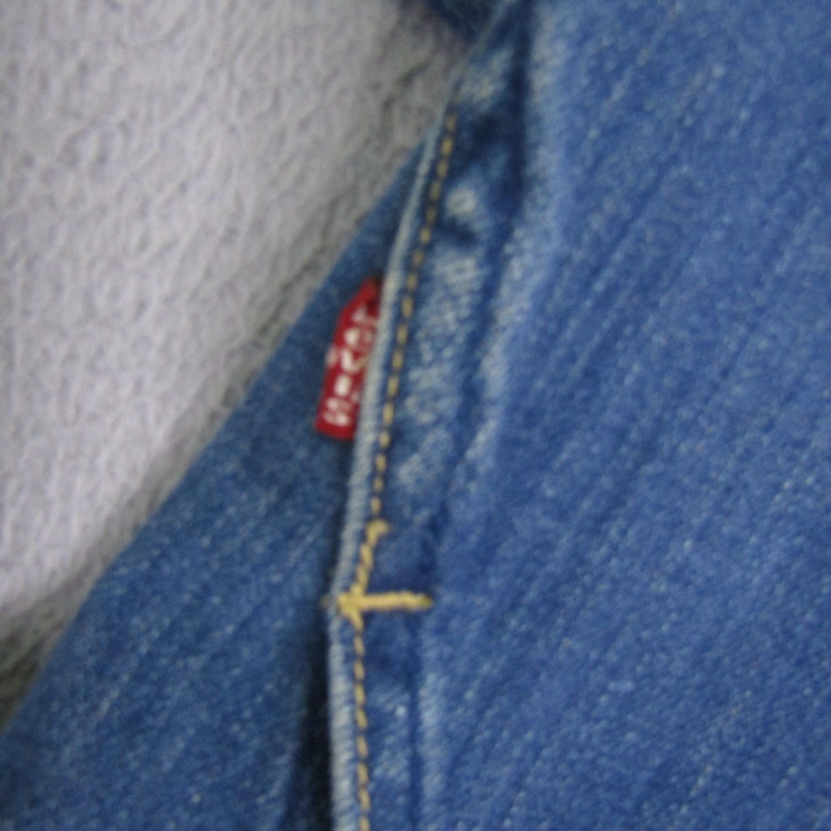 Levi's VINTAGE Levi's Denim Jacket Women's Large Blue Trucker Button Up Red Tab Y2K Jacket Women L Blue Denim Size 36" / US 14 / IT 50 - 7 Thumbnail