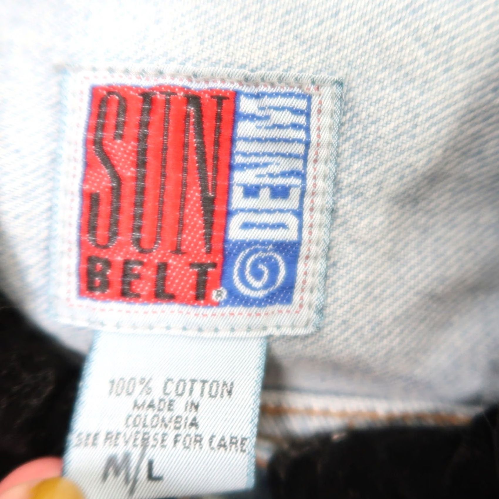 Velvet VINTAGE Sunbelt Denim Jacket - 90s Light Wash Blue Cotton Jean with Black Velvet Trim, Short Length, Button Front, Womens, Size M Size 32" / US 10 / IT 46 - 6 Thumbnail