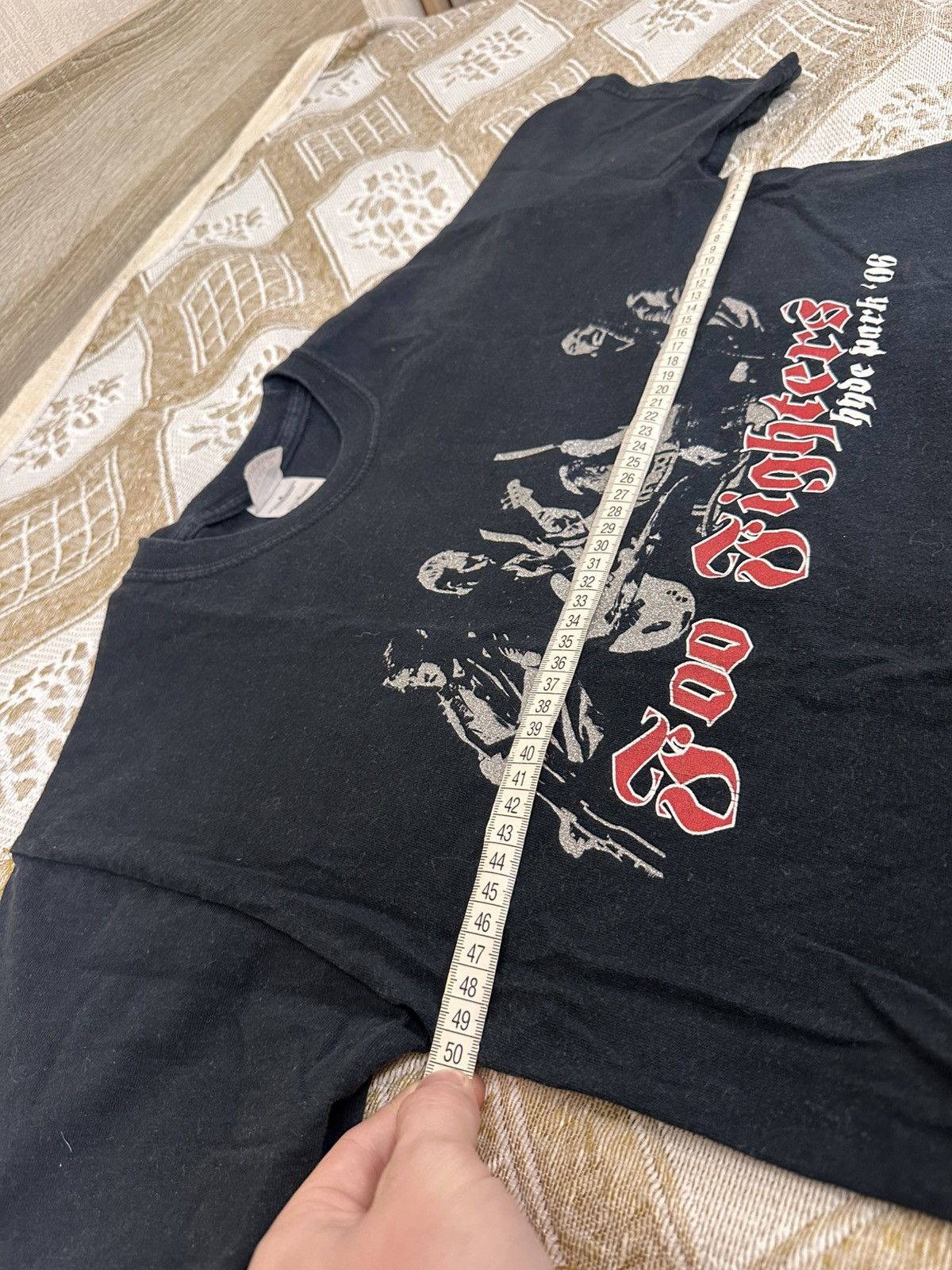 Band Tees 🔥 Foo Fighters 2006 Hyde Park Concert Rock Band T Shirt Y2K Size US M / EU 48-50 / 2 - 12 Thumbnail