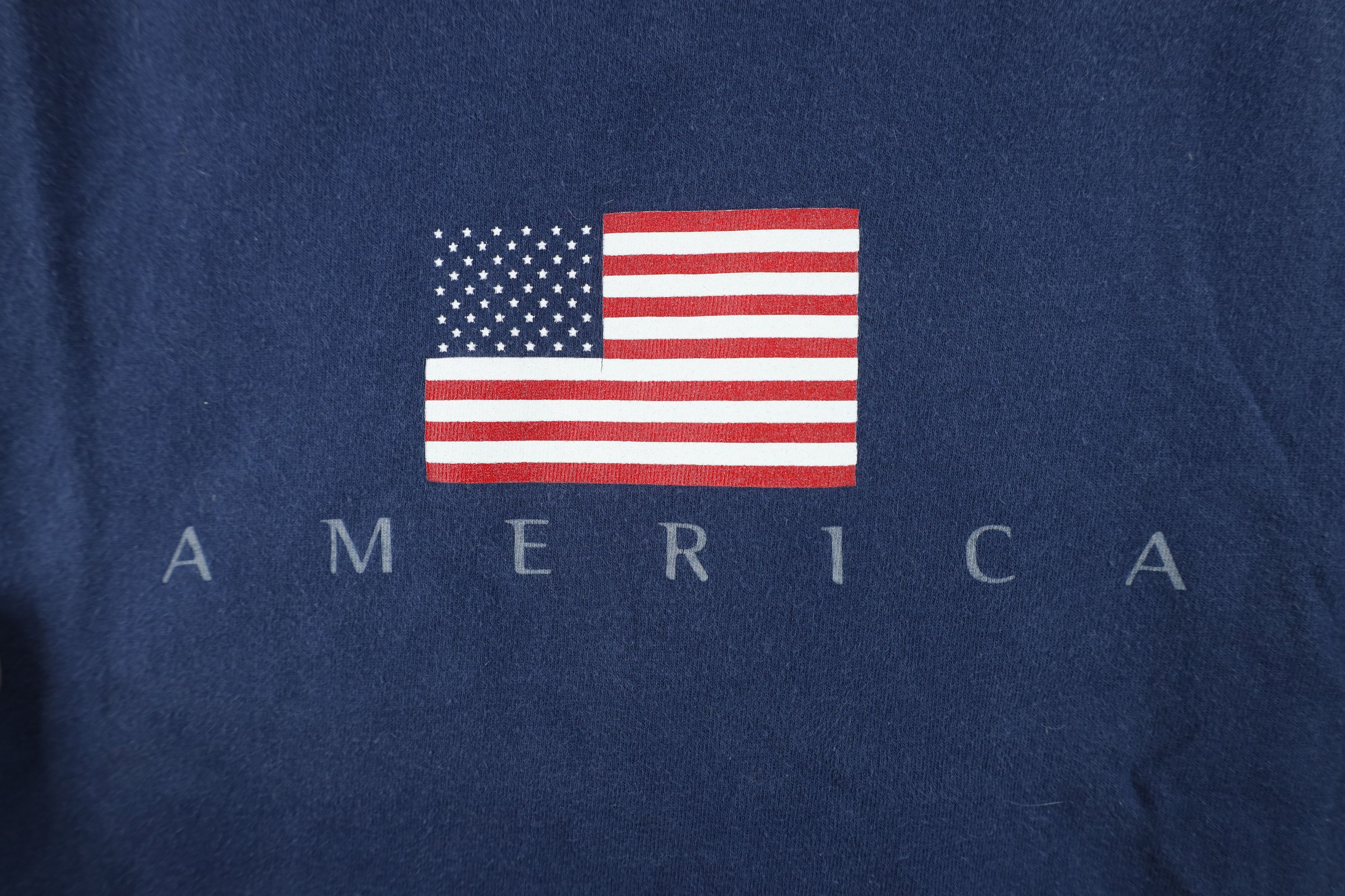 Vintage Vintage 90s Spell Out America USA Flag Short Sleeve T-Shirt Size L / US 10 / IT 46 - 4 Thumbnail