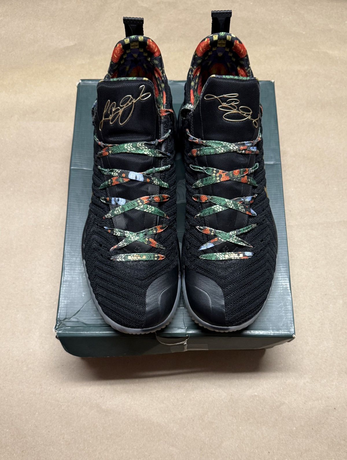 Nike Nike Air Lebron 16 KC Watch Men’s basketball shoes size 14! Size US 14 / EU 47 - 3 Thumbnail