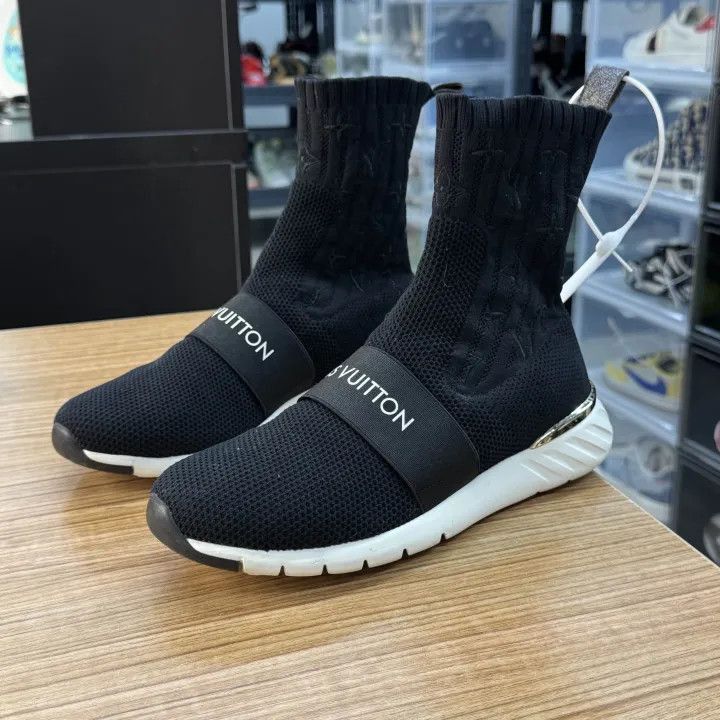 Louis Vuitton Louis Vuitton Black Knit Ankle Booties -2508 Size US 7.5 / EU 40-41 - 1 Thumbnail