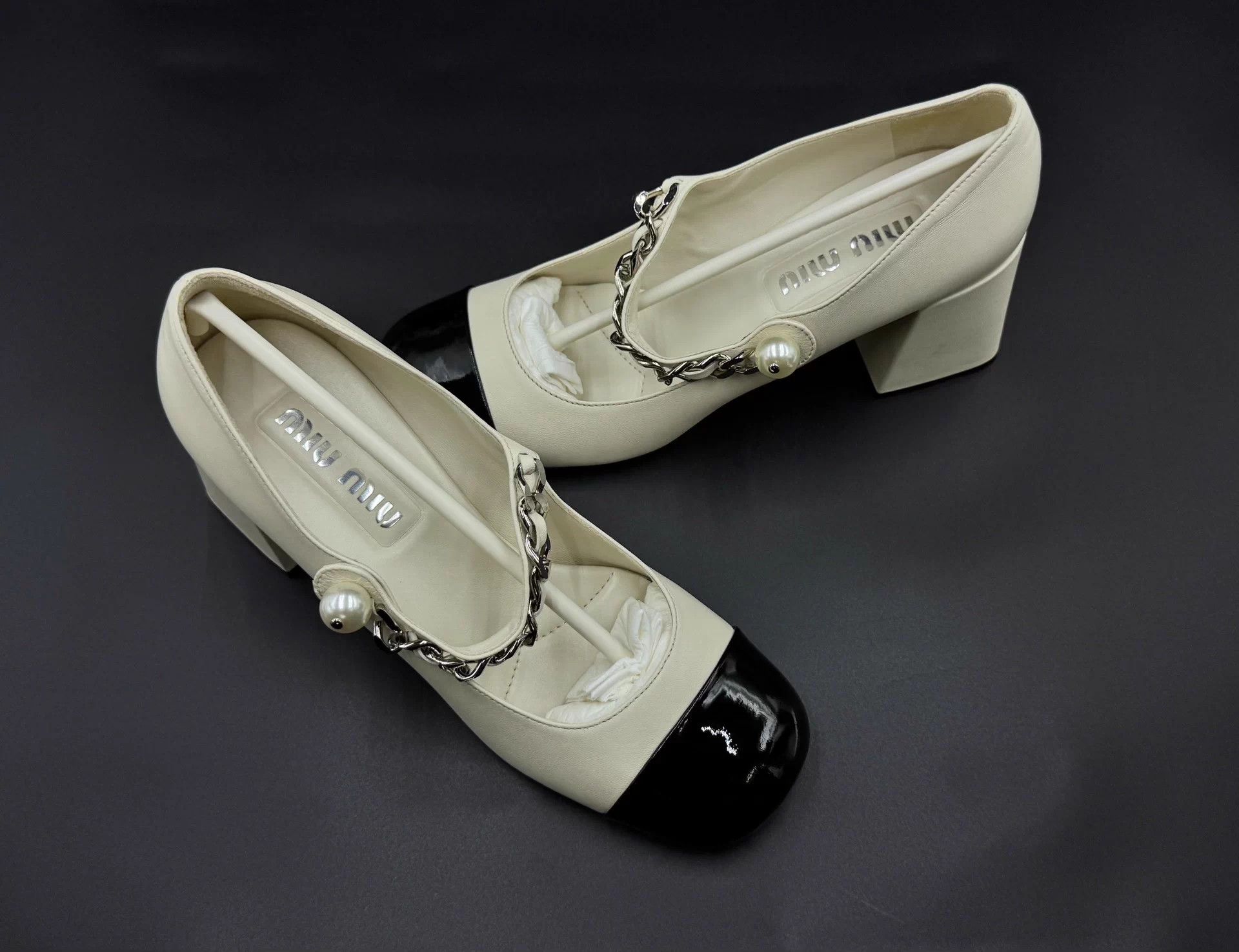 Miu Miu MIU MIU Ivory Mary Jane Slip-on Block Heel 6.5cm 39 Size US 9 / IT 39 - 8 Thumbnail