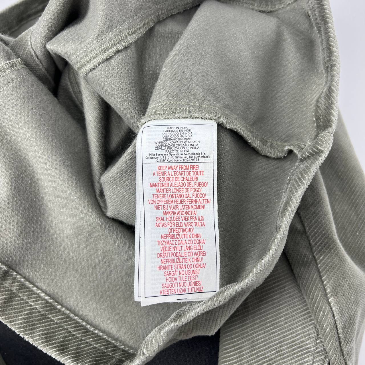 Nike ACG Nike ACG Womens Fitted Cord Shirt Jacket Olive Green Vintage Size M / US 6-8 / IT 42-44 - 8 Thumbnail