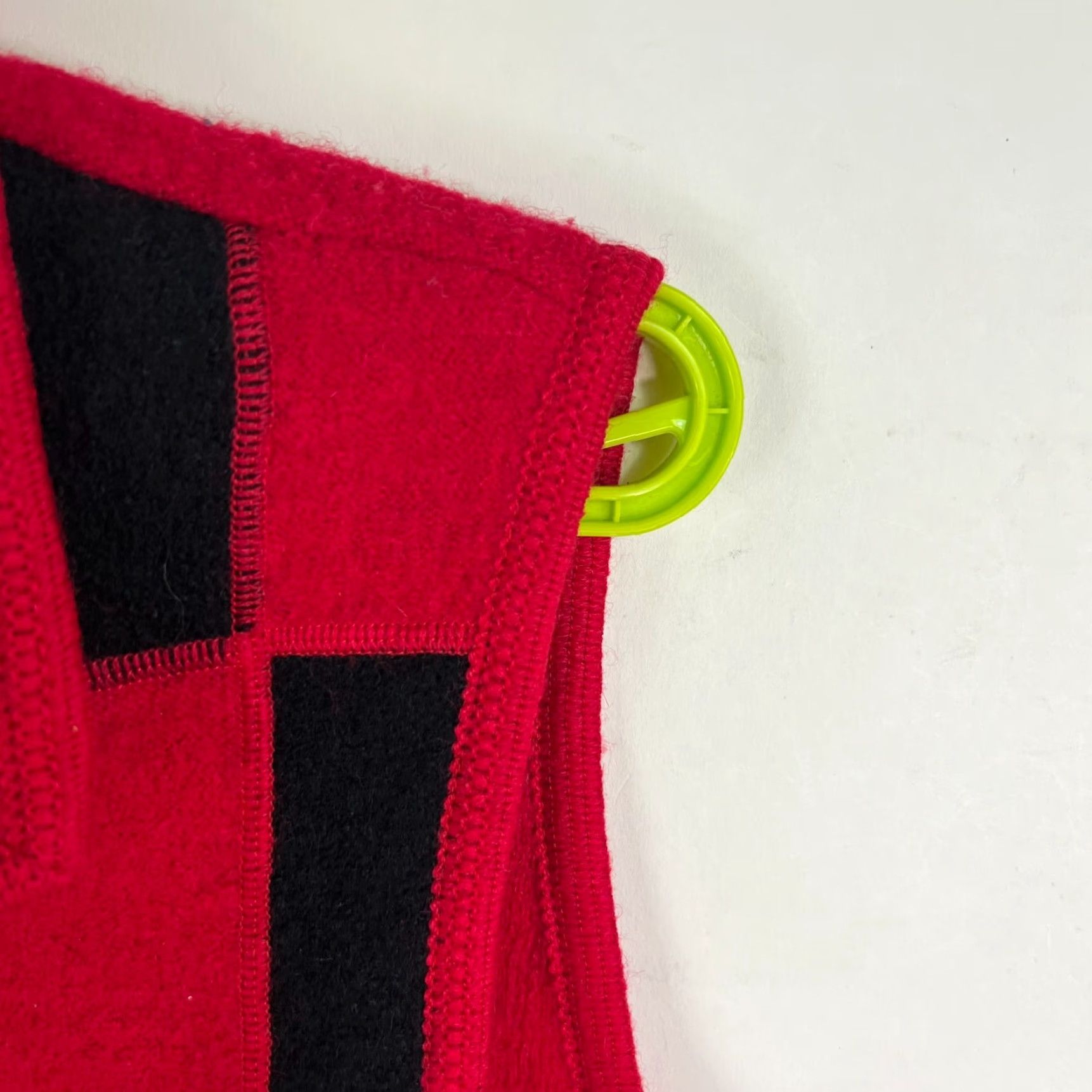 Vintage VINTAGE Keren Hart 100% Wool Checkered Zip-Up Vest Womens Size S Red 80s 90s Size S / US 4 / IT 40 - 2 Thumbnail