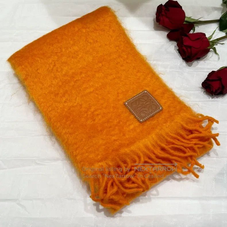 Loewe Loewe Cashmere and Mohair Orange Leather Patch Scarf Size ONE SIZE - 3 Thumbnail