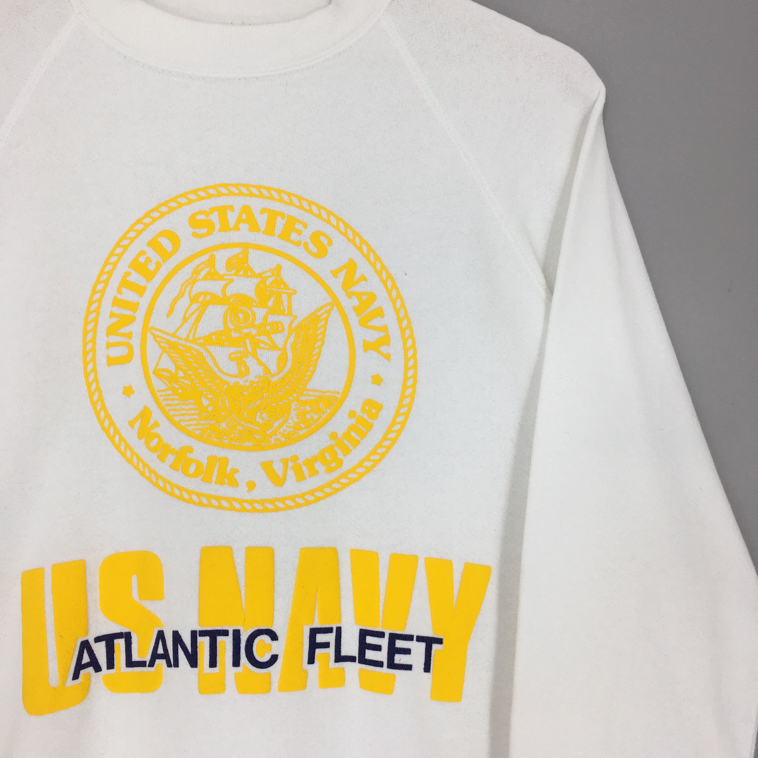 Vintage Vintage 90s United States Navy White Sweatshirt Large Size US L / EU 52-54 / 3 - 2 Thumbnail