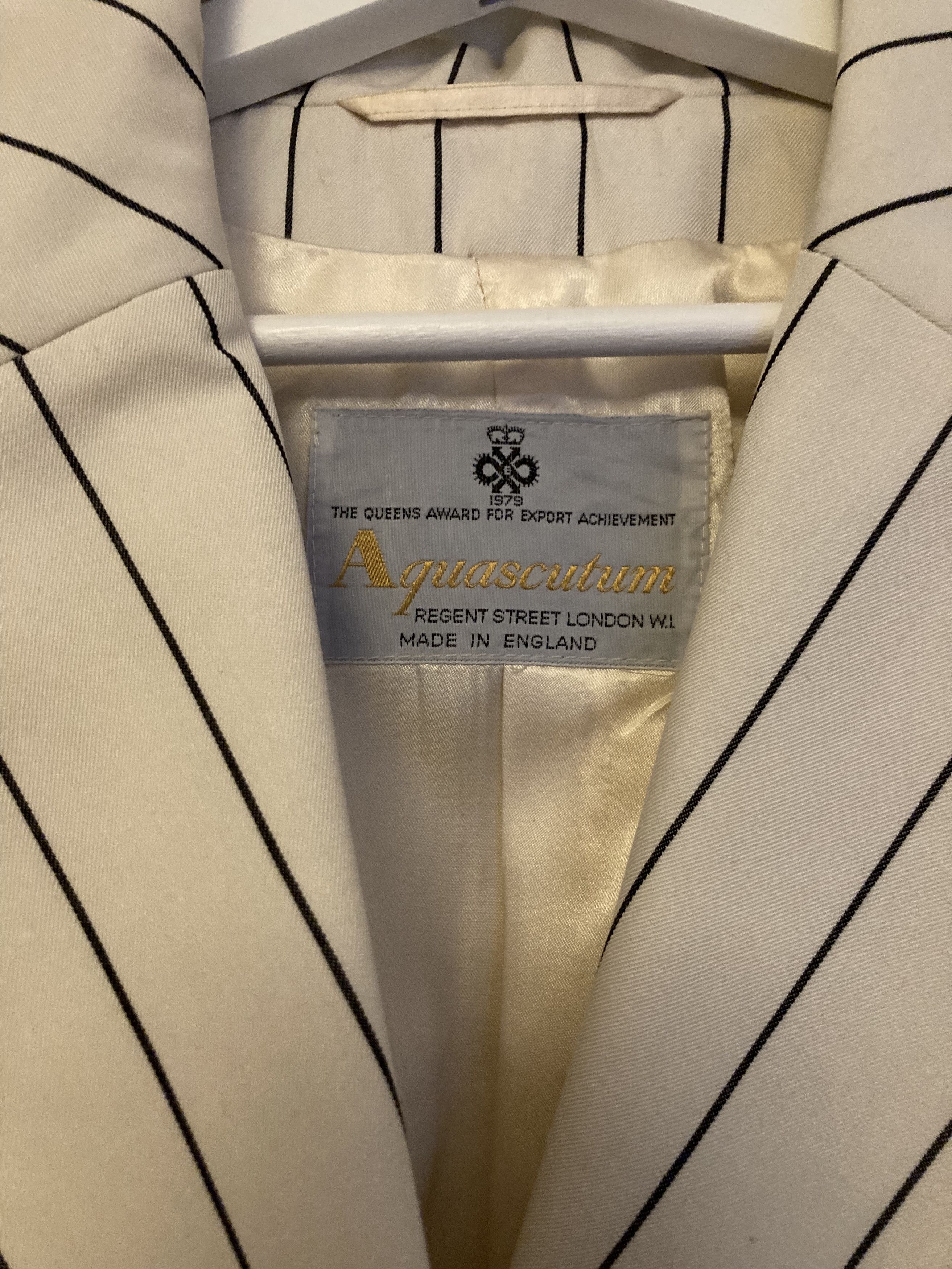Aquascutum Black and White stripe Aquascutum Coat Size M / US 6-8 / IT 42-44 - 2 Thumbnail