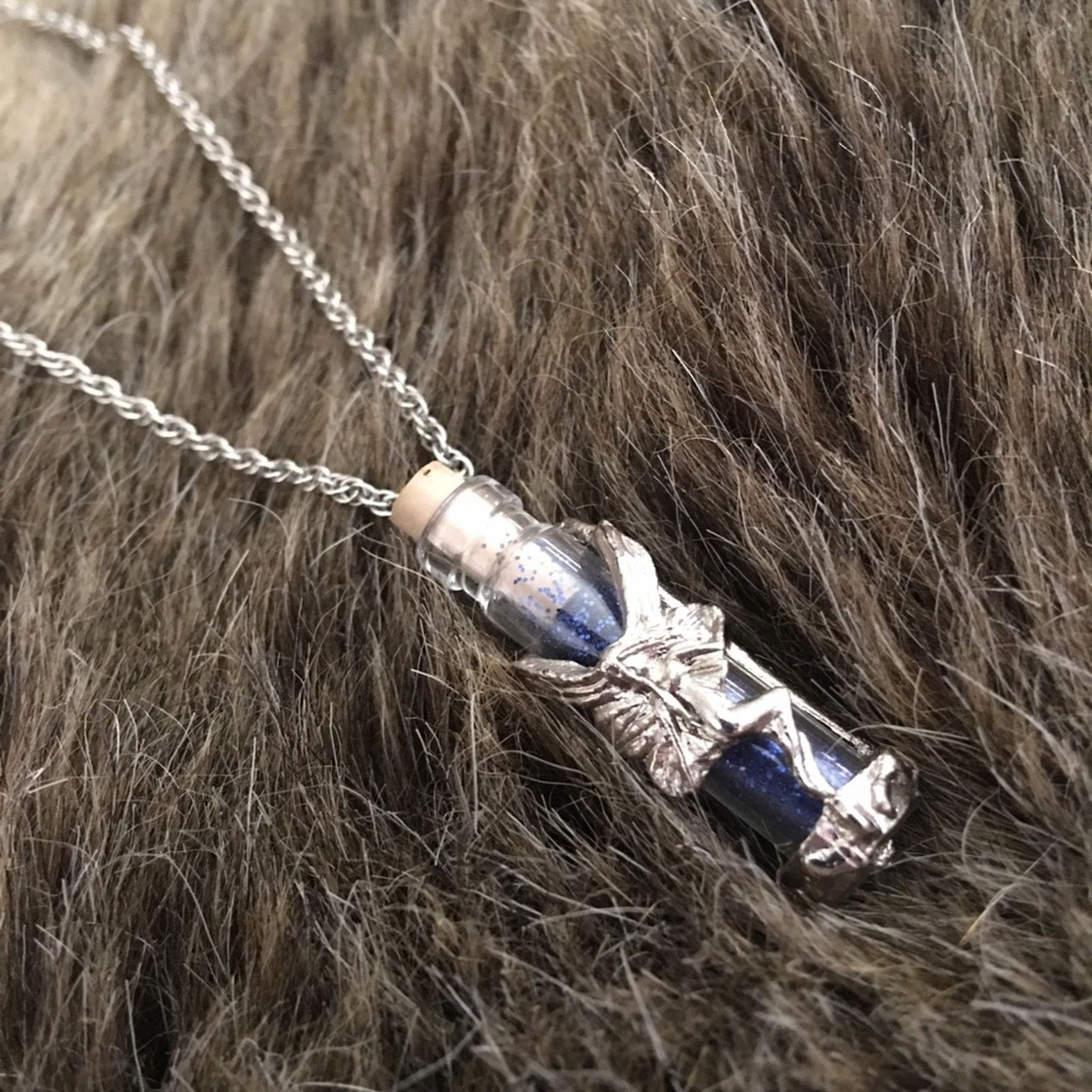 Jewelry Fairy dust bottle with cork on twisted rope chain Size ONE SIZE - 7 Thumbnail