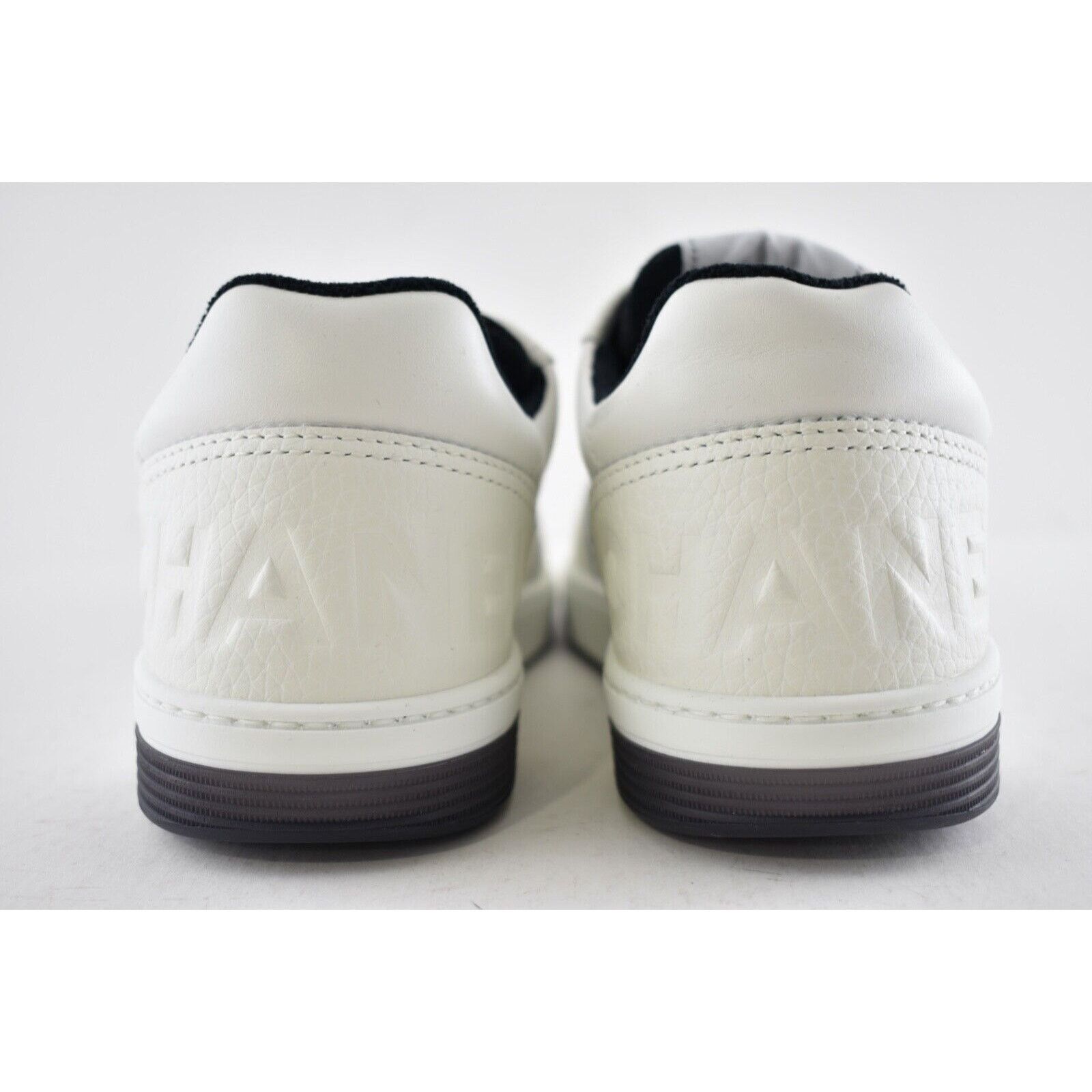 Chanel 22P Leather CC Flat Lace Up Tie Runner Trainer Sneaker 39.5 Size US 9.5 / IT 39.5 - 8 Thumbnail