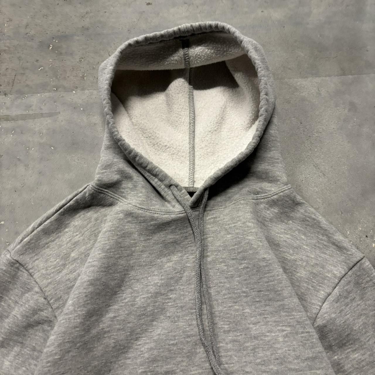 Japanese Brand × Vintage Crazy Vintage Y2K/2000s Light Grey Blank Streetwear Essential Hoodie! Size US L / EU 52-54 / 3 - 2 Thumbnail