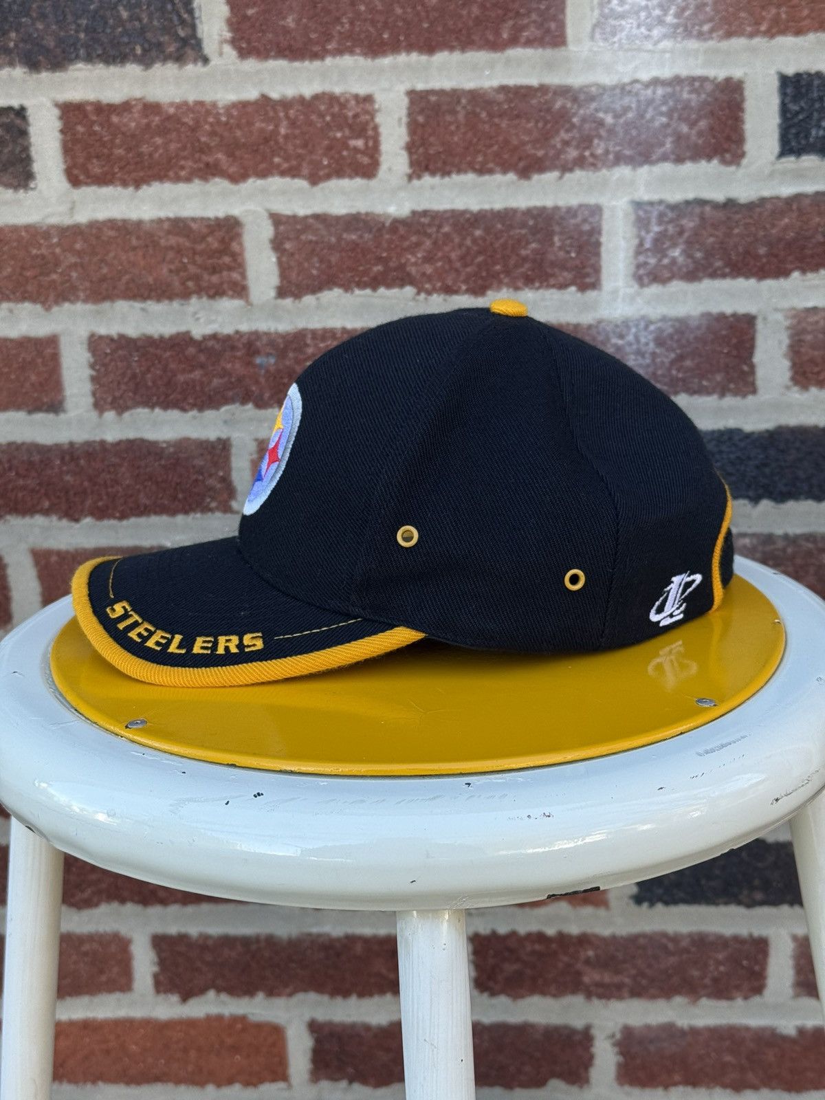 NFL Vintage 00’s NFL Pittsburgh Steelers Cap Size ONE SIZE - 4 Thumbnail