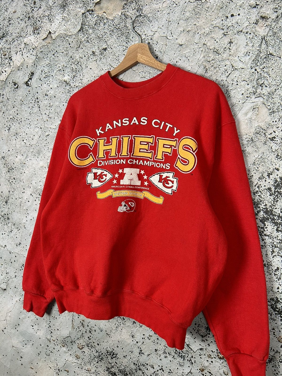 NFL Vintage Kansas City Chiefs 1995 NFL Crewneck 90s Rare Size US M / EU 48-50 / 2 - 2 Thumbnail