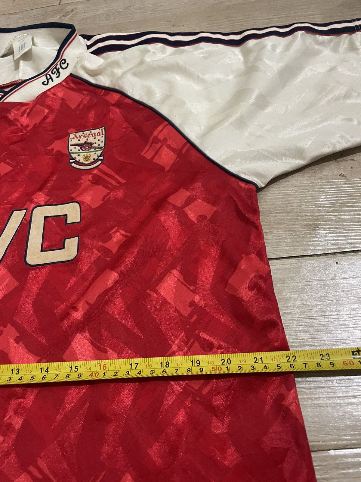 Nike Rare🔥 Vintage Home Arsenal Jersey by JVC Size US L / EU 52-54 / 3 - 11 Thumbnail