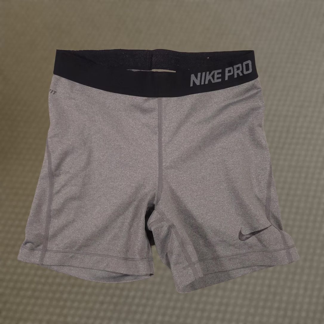 Nike Nike Pro Compression Shorts Womens Medium Gray Dri-FIT Training Running Size 32" / US 10 / IT 46 - 1 Thumbnail