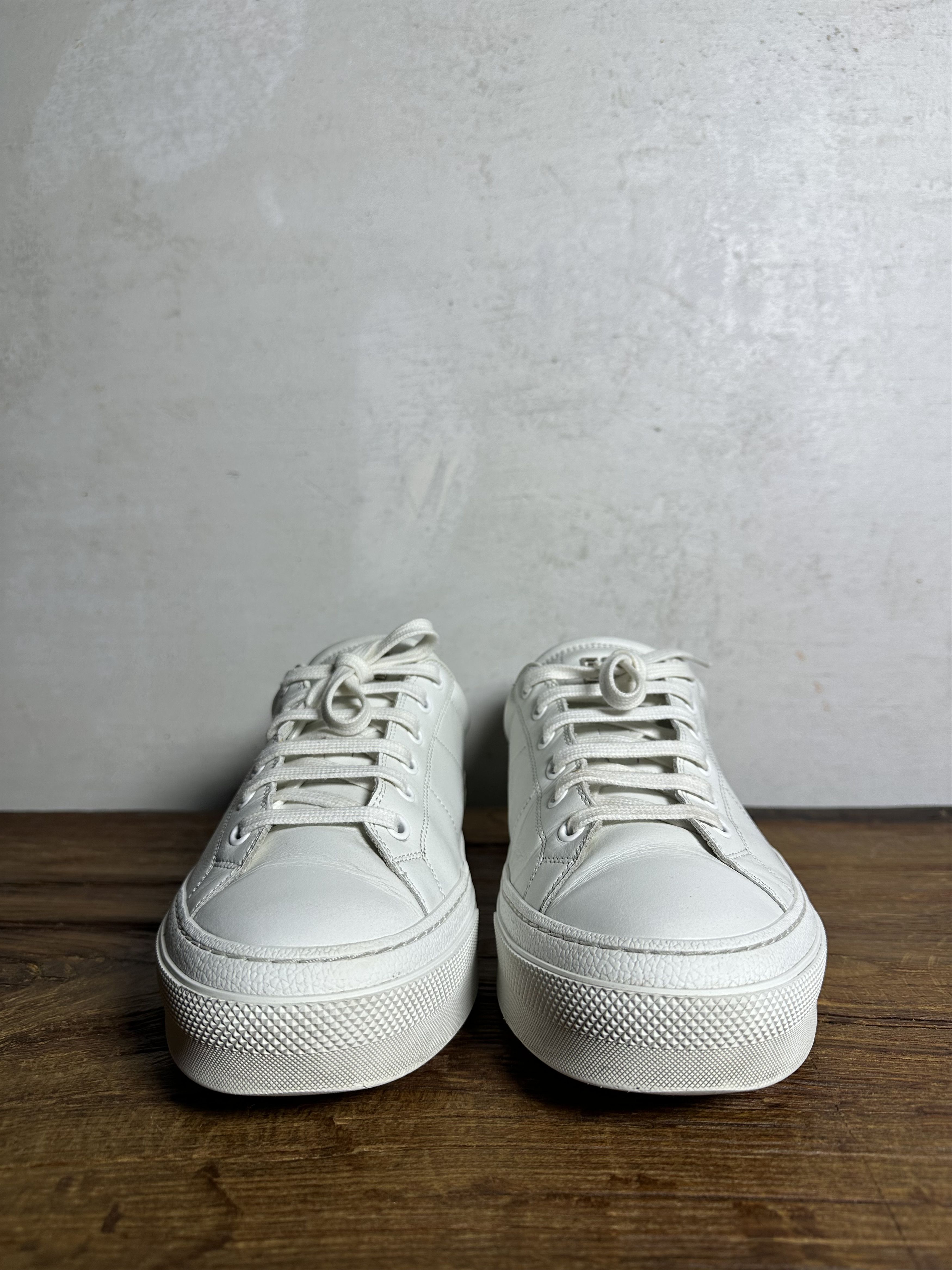 Givenchy Givenchy City Sport White Sneakers Size US 10 / EU 43 - 6 Thumbnail