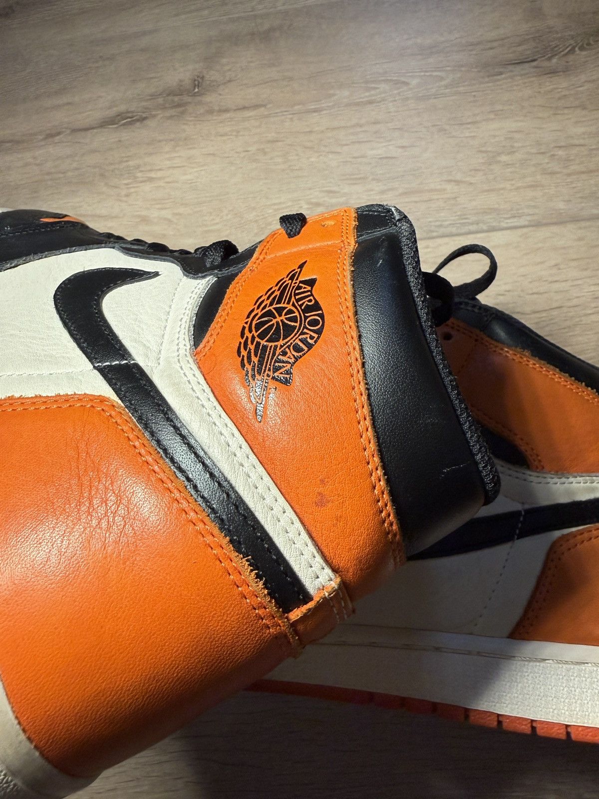 Jordan Brand Air Jordan 1 Shattered Backboard 2015 Size US 10 / EU 43 - 4 Thumbnail