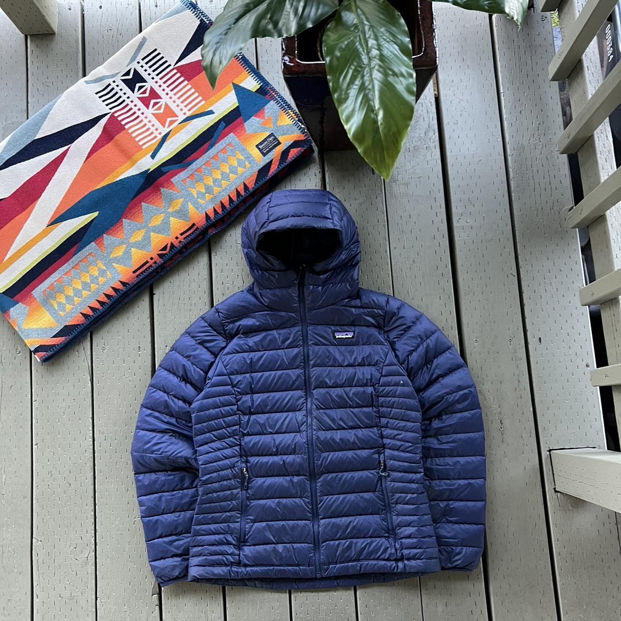 Patagonia × Vintage Womens Patagonia Down Sweater Puffer Jacket Size L / US 10 / IT 46 - 1 Thumbnail