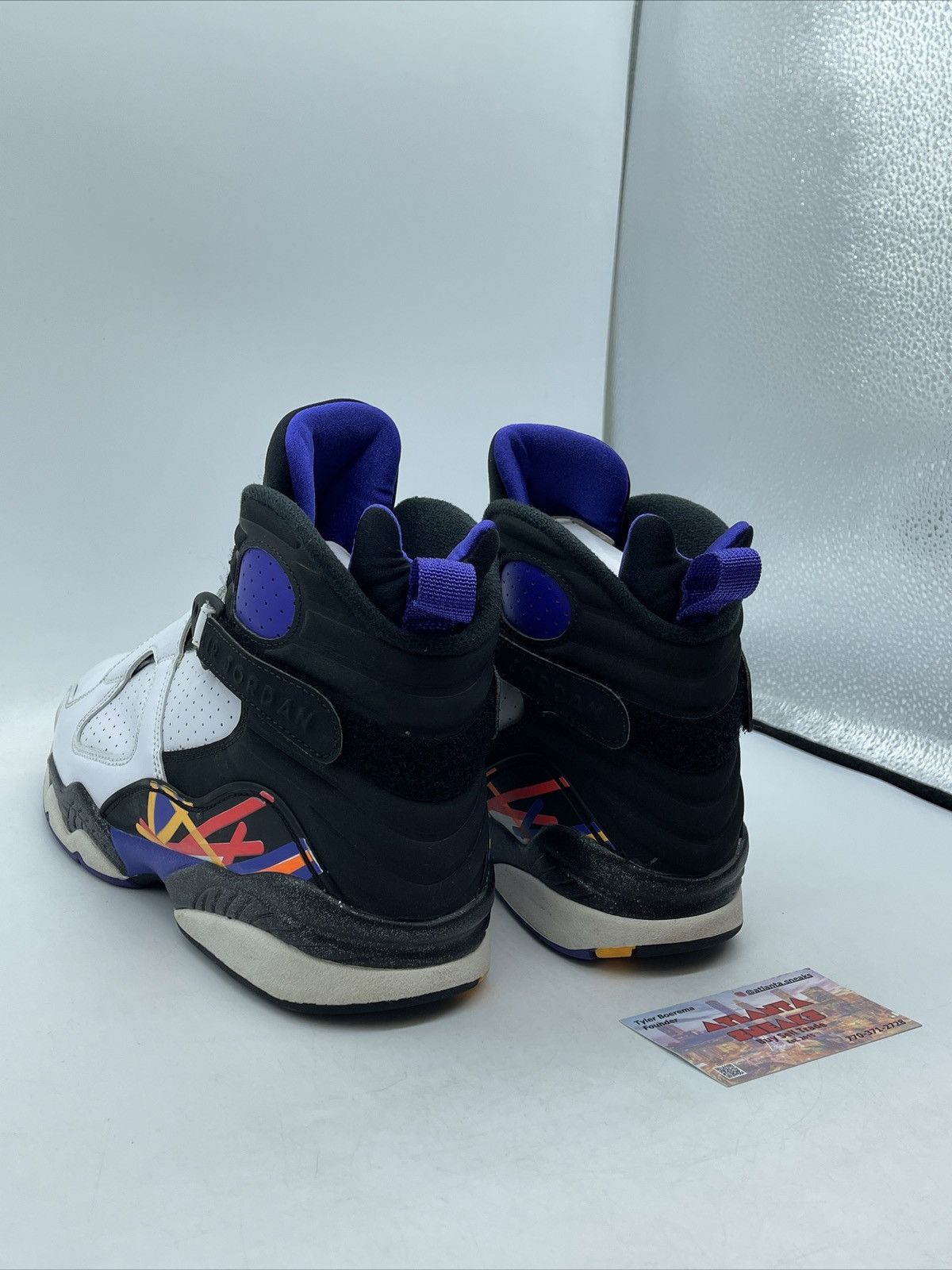 Jordan Brand Air Jordan 8 Three-peat Size US 8.5 / EU 41-42 - 4 Thumbnail