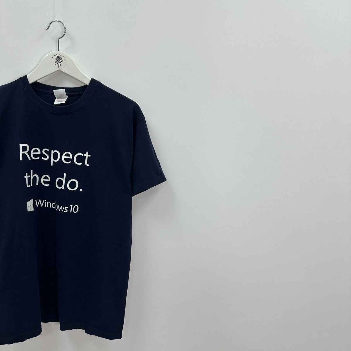 Microsoft Vintage 00s Windows 10 Respect do born to do tee Microsft Size US M / EU 48-50 / 2 - 3 Thumbnail