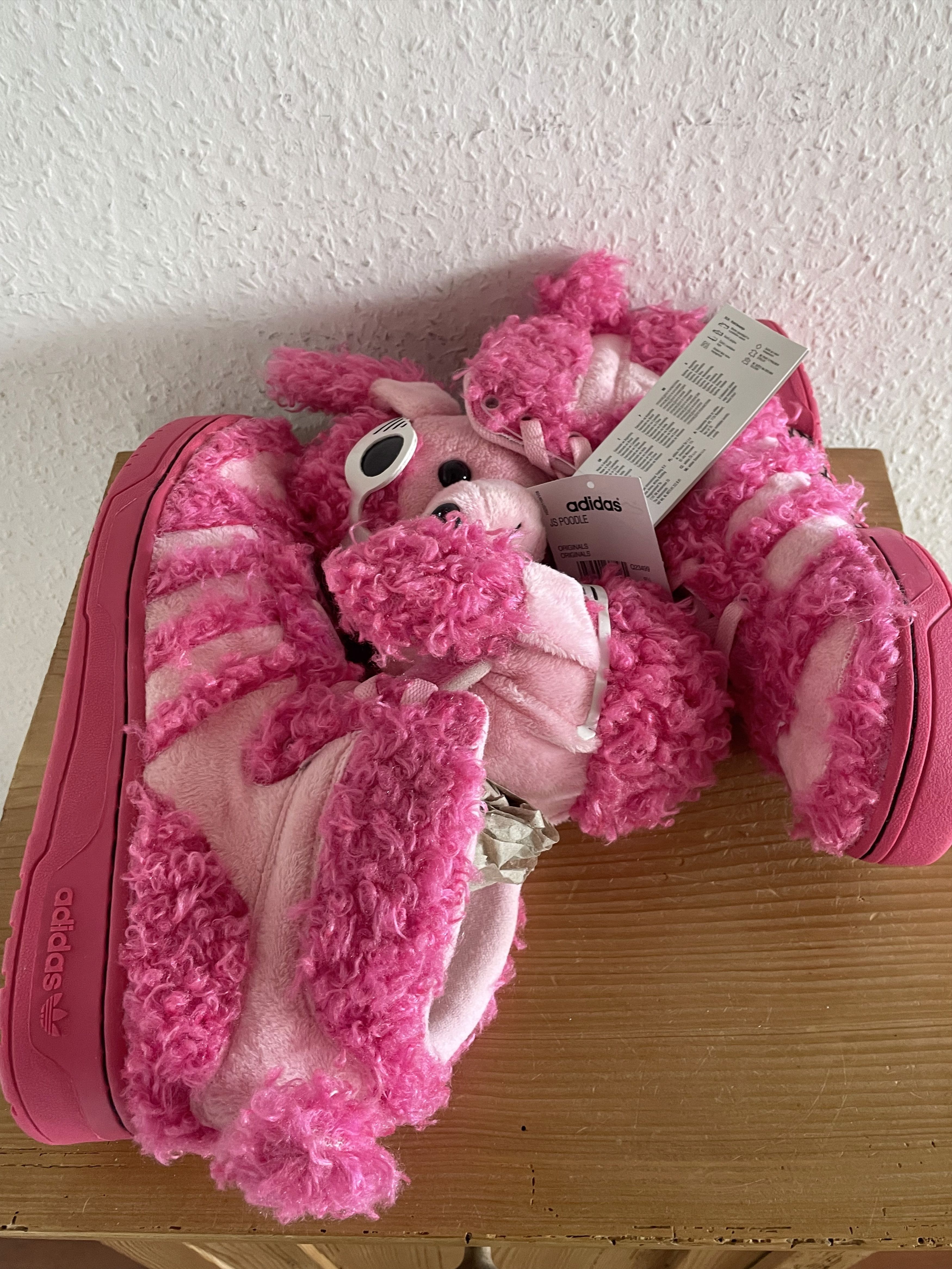 Adidas × Jeremy Scott JS Poodle Pink Fur Sneaker Size US 10 / EU 43 - 2 Thumbnail