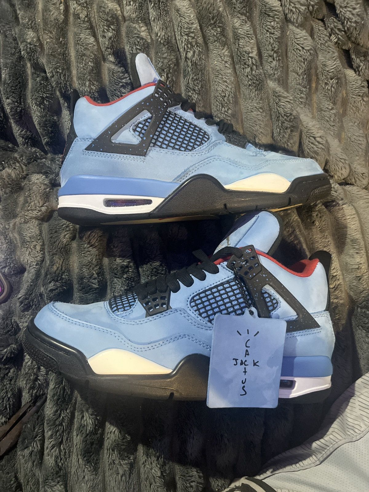 Nike × Travis Scott Retro 4 Cactus Jack Travis Scott Jordans Size US 8.5 / EU 41-42 - 2 Thumbnail