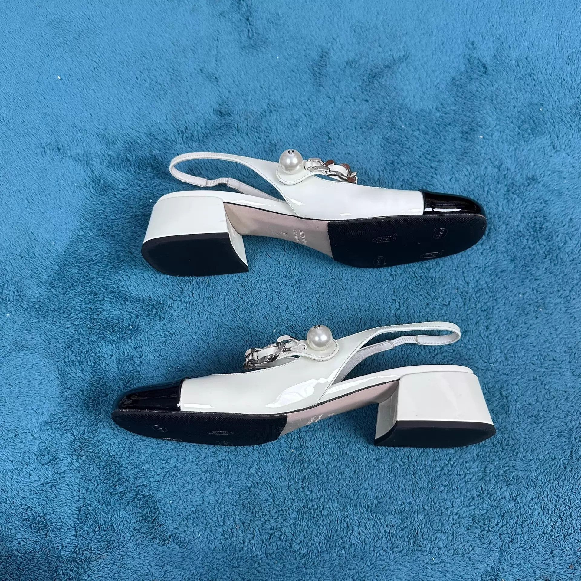 Miu Miu MIU MIU Patent Chain Block Heel Pumps White/Black Women's Size US 5.5 / IT 35.5 - 2 Thumbnail