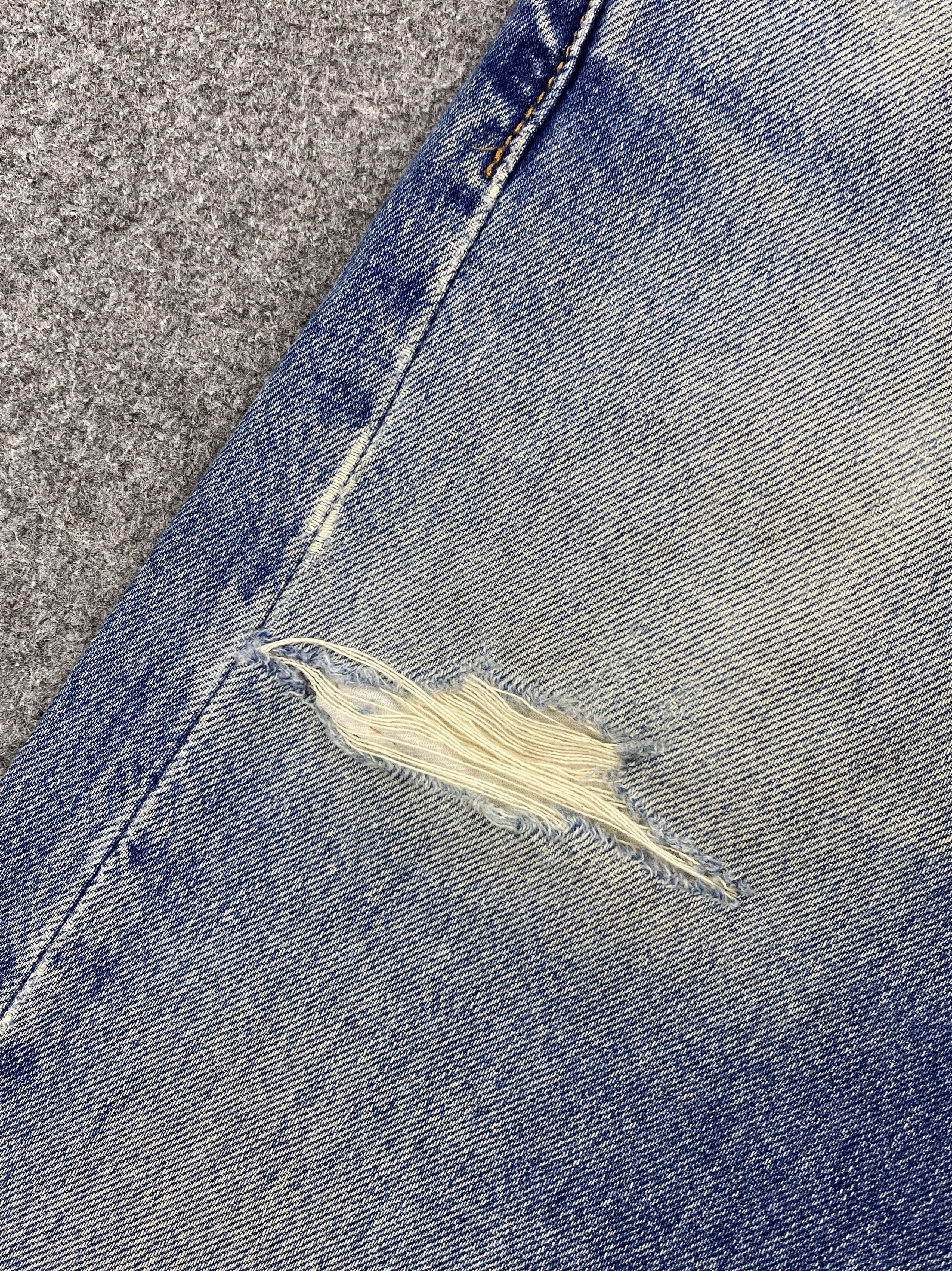 Levi's × Vintage Distressed Faded Blue Vintage 90s Levi's 505 Jeans Size US 32 / EU 48 - 8 Thumbnail