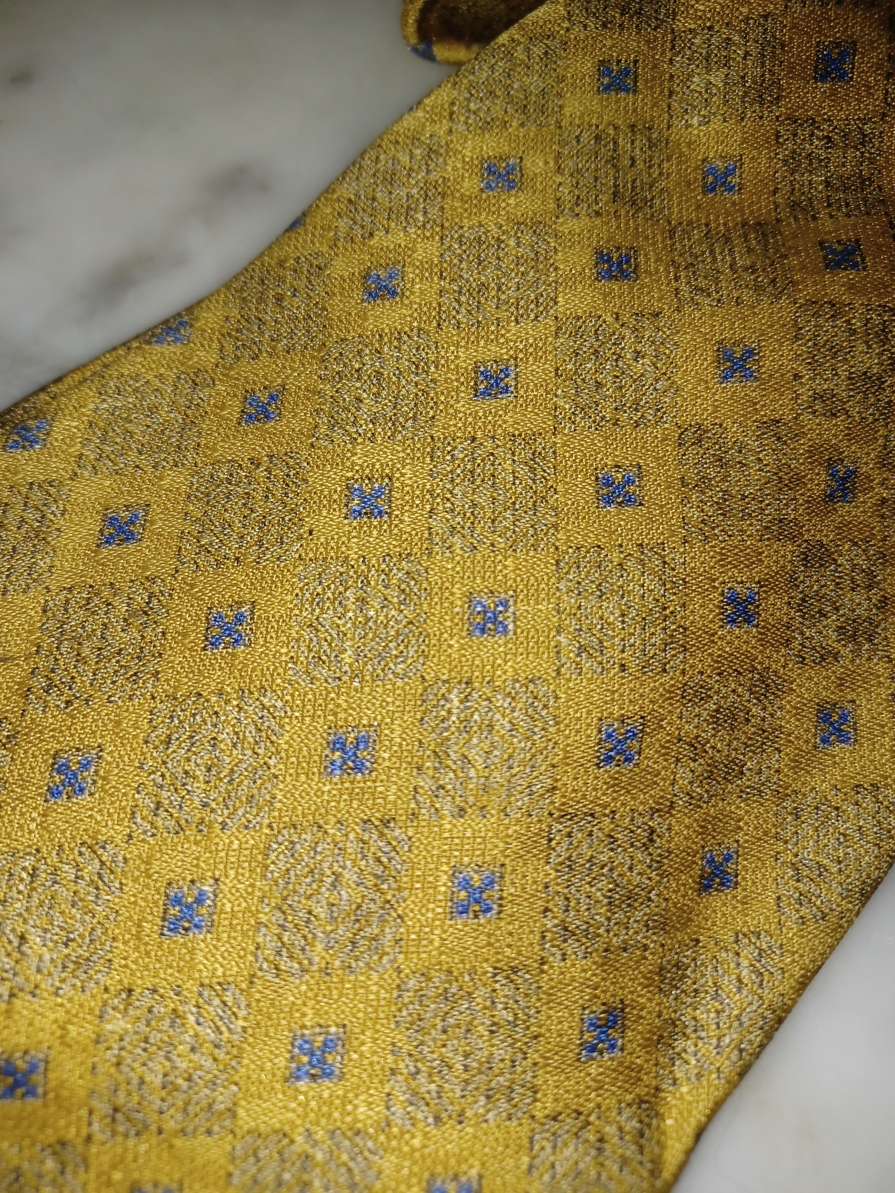 Guess Vintage Guess Men's 100% Silk Tie Gold Size ONE SIZE - 3 Thumbnail