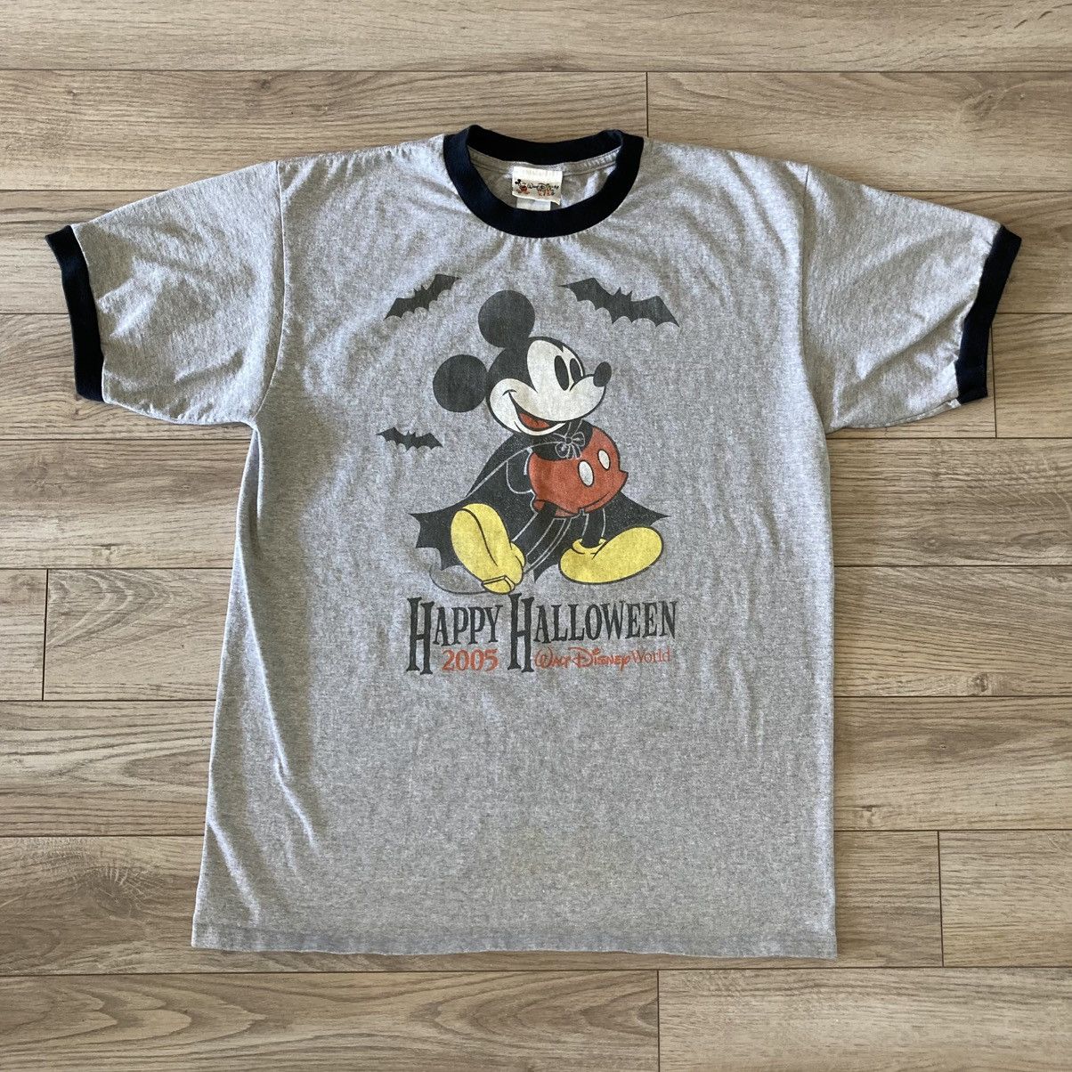 Disney 2005 halloween disney mickey mouse tee Size US L / EU 52-54 / 3 - 1 Thumbnail