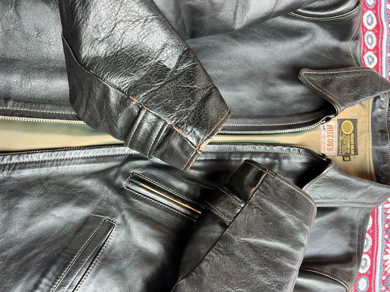The Real McCoy's The Real McCoy Size 361940s Horsehide Size US M / EU 48-50 / 2 - 2 Thumbnail