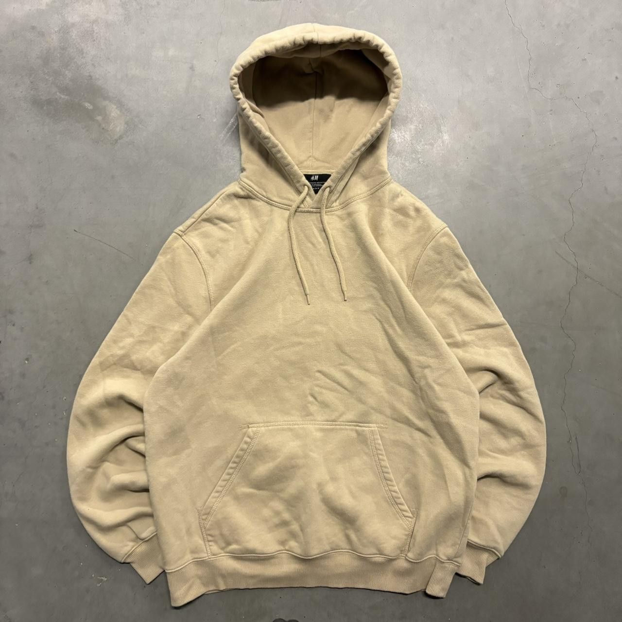 Vintage Crazy Vintage Y2K/2000s Blank Tan Beige Quality H&M Hoodie! Size US M / EU 48-50 / 2 - 1 Thumbnail