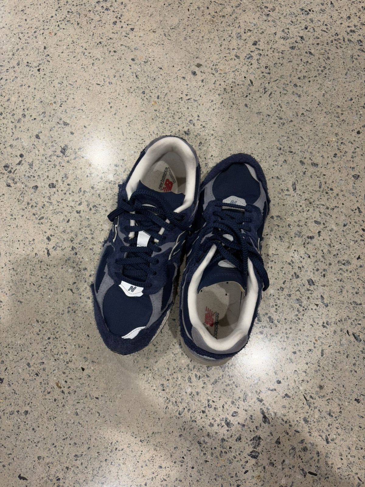 New Balance 2002R Navy Blue New Balance Size US 9 / EU 42 - 4 Thumbnail