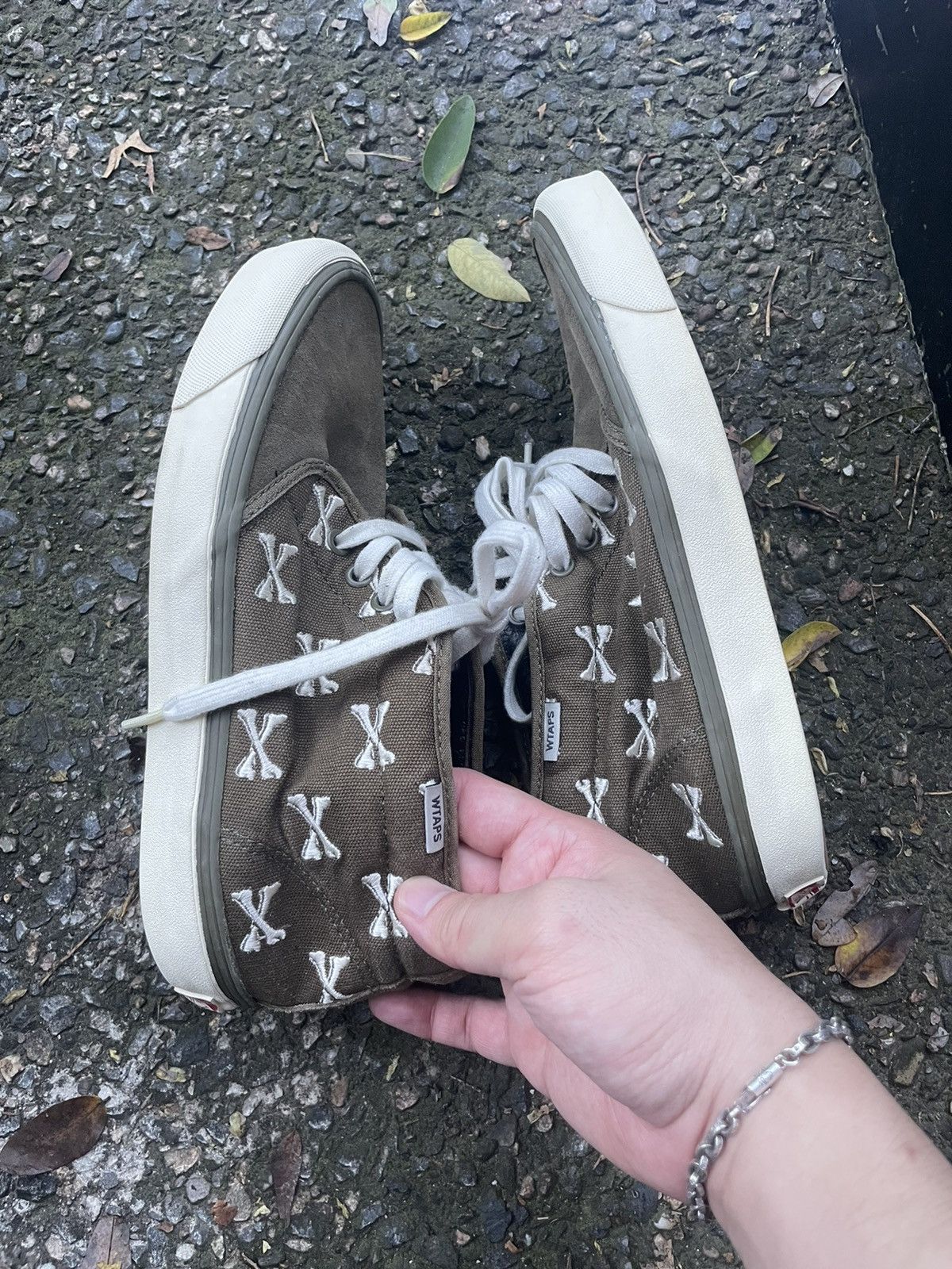 Wtaps WTAPS x VANS OLIVE CROSSBONES CHUKKA SZ 9 Size US 9 / EU 42 - 4 Thumbnail