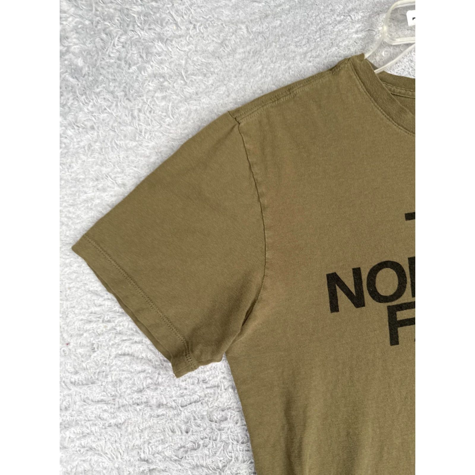 The North Face The North Face Shirt Mens Small Green Crew Neck Short Sleeve Logo Cotton Tagless Size US S / EU 44-46 / 1 - 3 Thumbnail