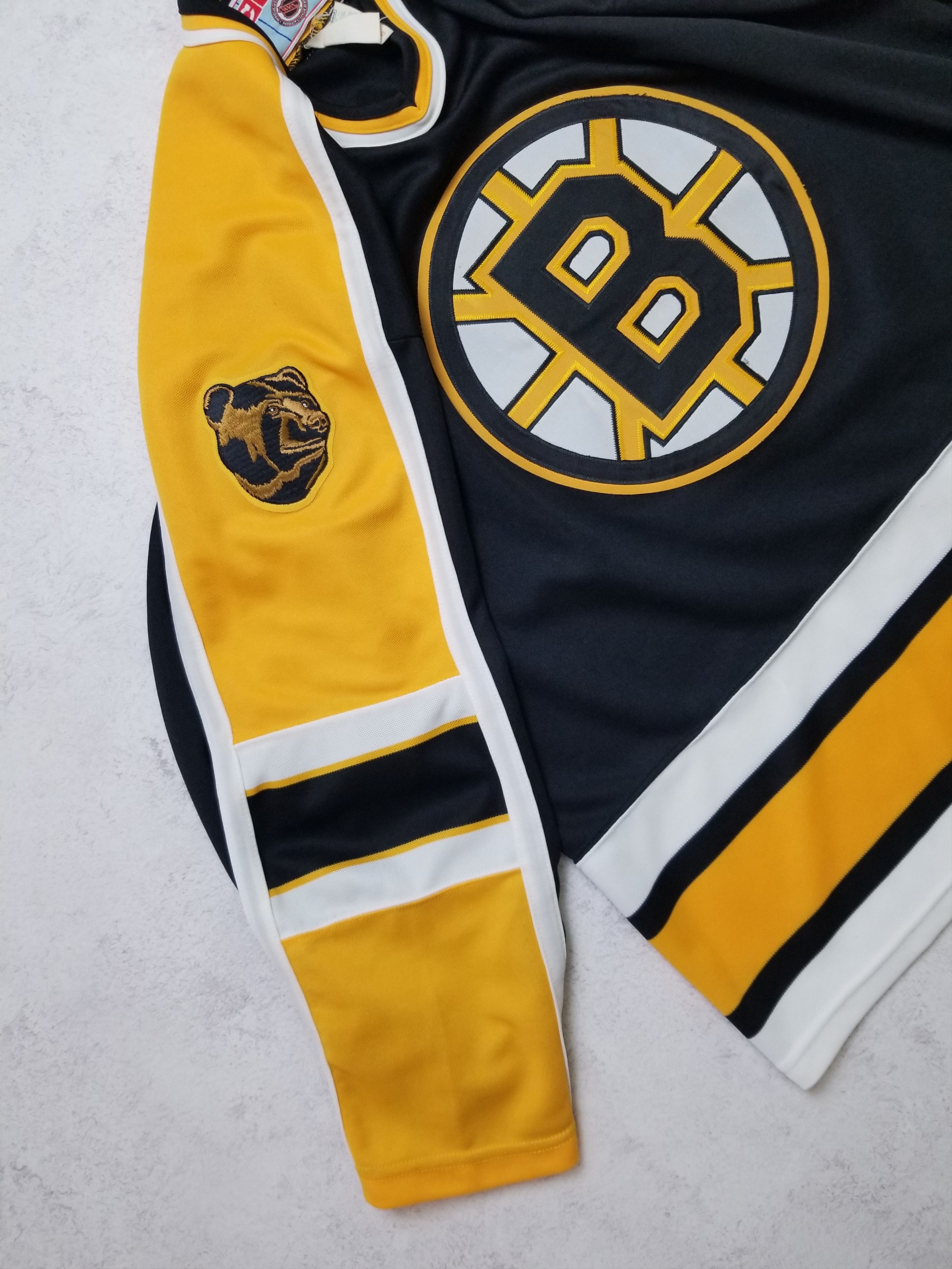 Ccm Vintage Boston Bruins CCM Maska Ice Hockey NHL Jersey Size US L / EU 52-54 / 3 - 5 Thumbnail