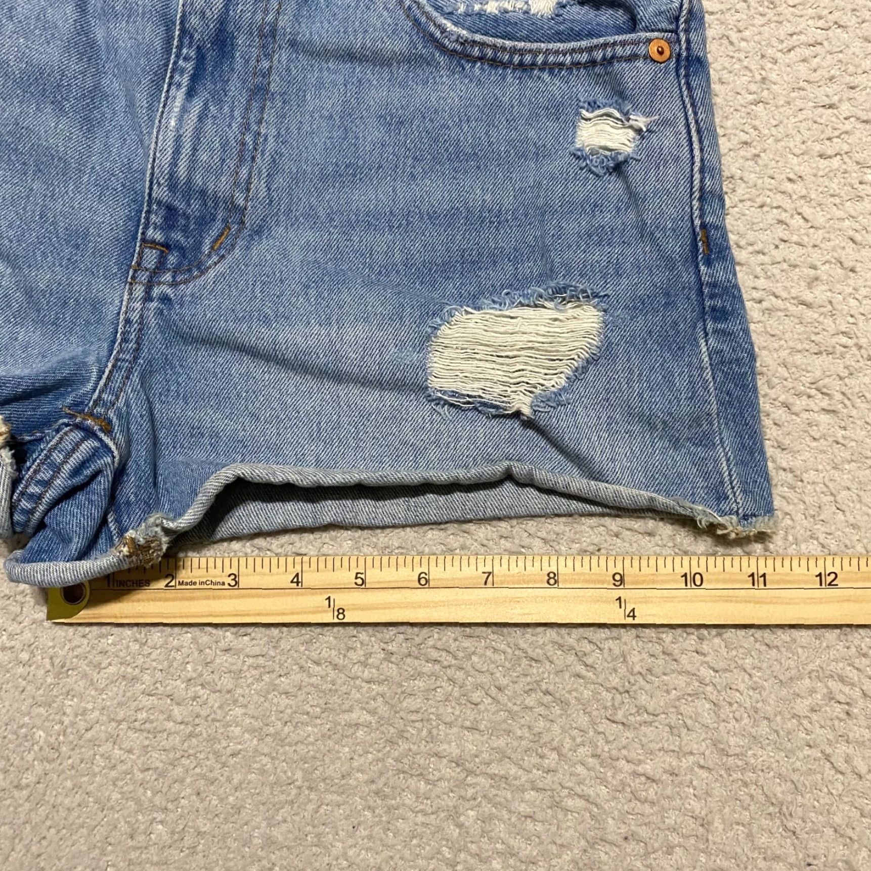 Madewell Madewell Jeans Shorts Blue Denim High Rise Cut-Off 3" Inseam 27 Womens Regular 29 Waist Pocket 5-Pocket Distress Stretch Vintage No Size 27" / US 4 / IT 40 - 2 Thumbnail