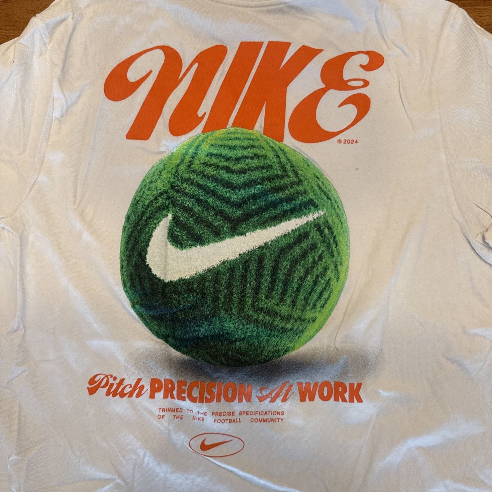 Nike Mens Nike Tee with Graphic Size Large Size US L / EU 52-54 / 3 - 5 Thumbnail
