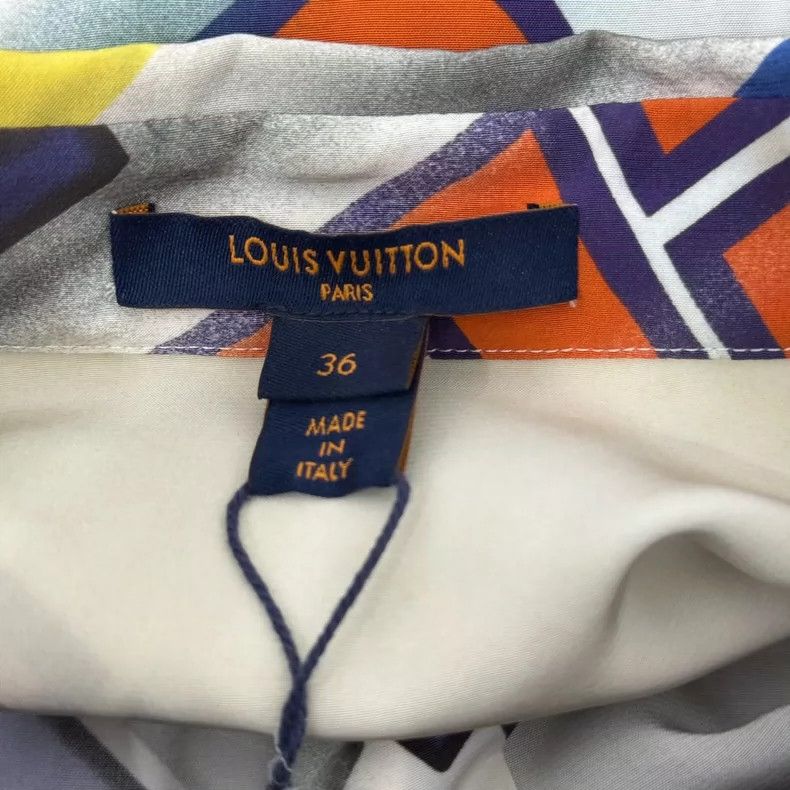 Louis Vuitton Louis Vuitton Graffiti Letter Shirt Size US M / EU 48-50 / 2 - 6 Thumbnail