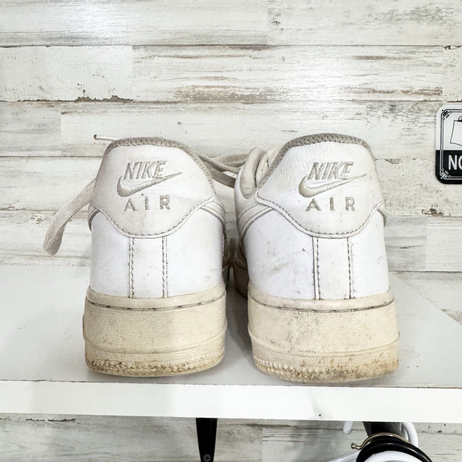 Nike Nike Shoes Sz 7.5 Air Force 1 White Leather Low Top Sneakers Size US 7.5 / IT 37.5 - 7 Thumbnail