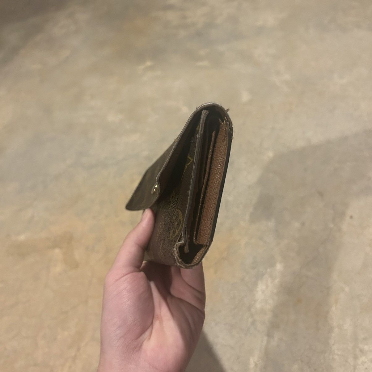 Designer × Louis Vuitton × Vintage Vintage Louis Vuitton LV Monogram Sarah Trifold Long Wallet Size ONE SIZE - 5 Thumbnail