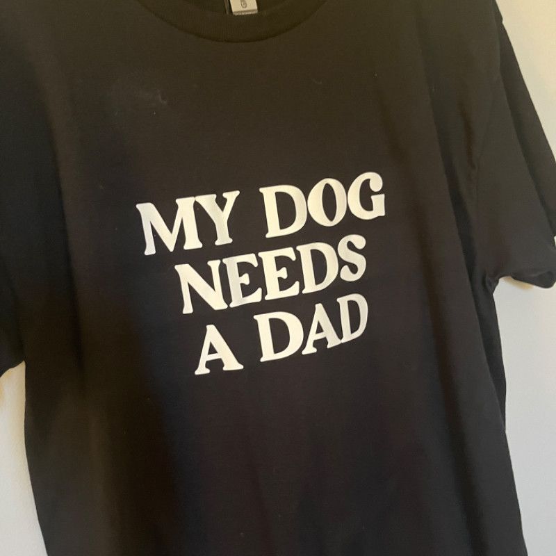Gildan MY DOG NEEDS A DAD Tee - Gildan Large Size US S / EU 44-46 / 1 - 1 Thumbnail