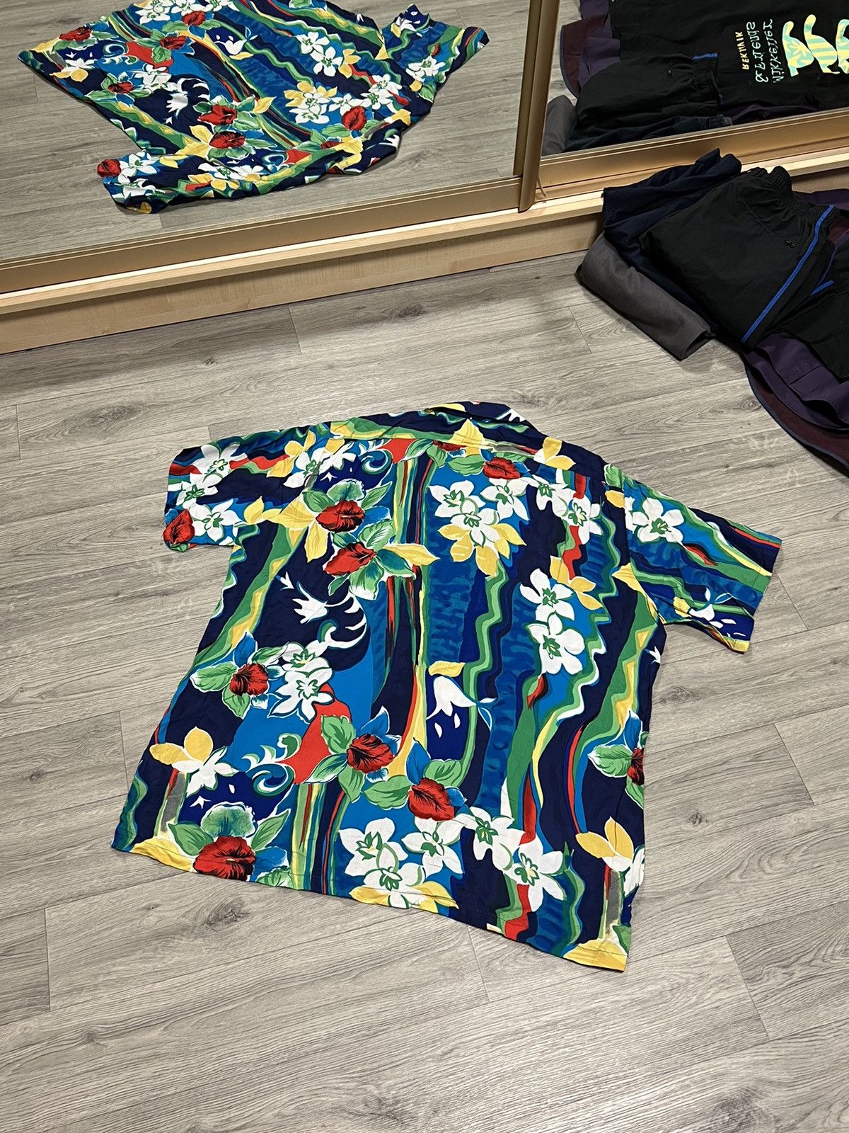 Vintage Made in Hawaii vintage shirt men’s size XXL Size US XXL / EU 58 / 5 - 3 Thumbnail