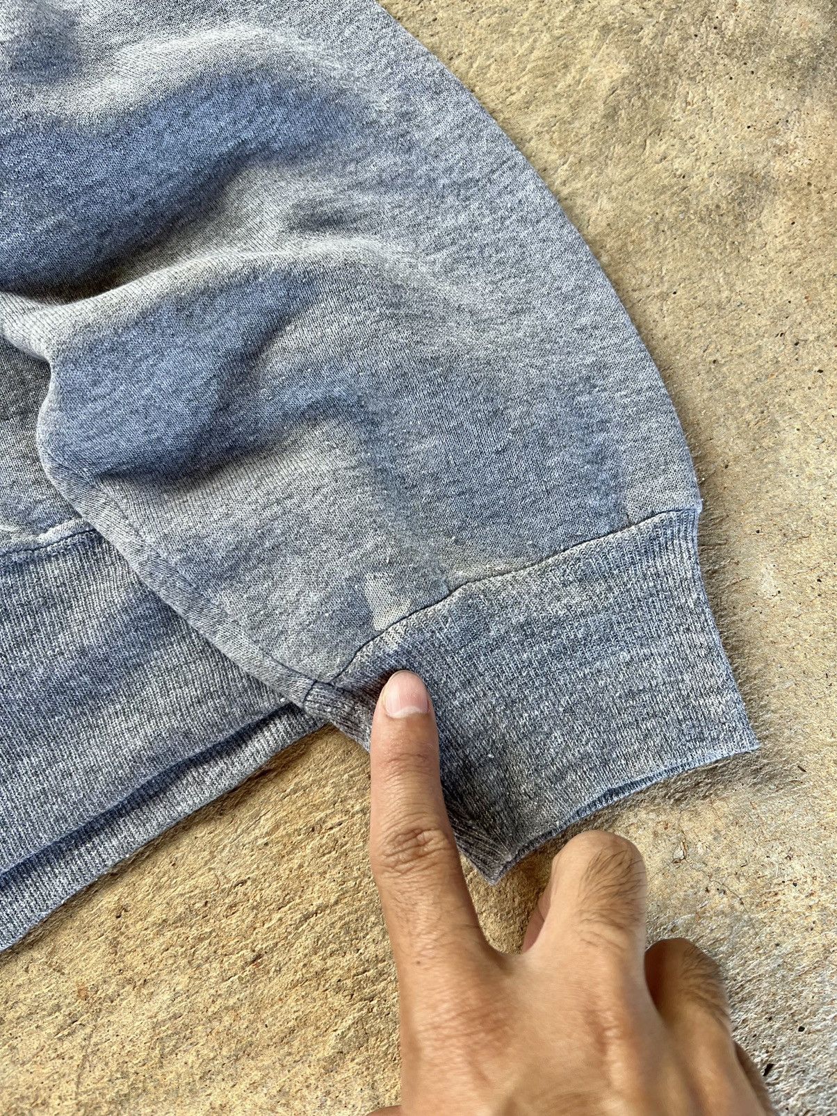 Russell Athletic × Vintage Vintage Russell Athletic Grey Zip Up Size US L / EU 52-54 / 3 - 8 Thumbnail