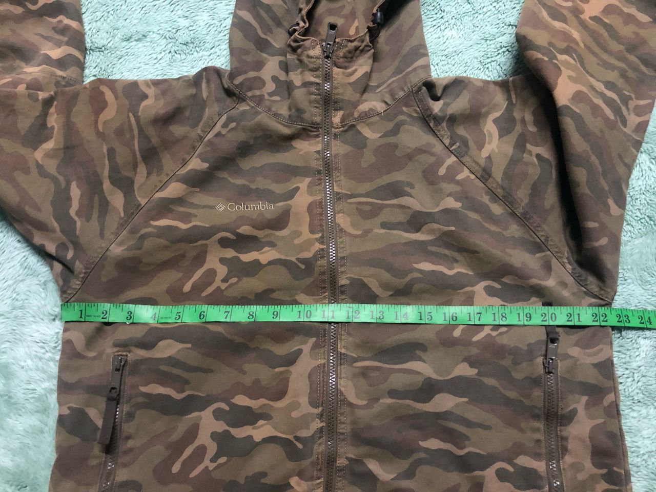 Columbia × Vintage VINTAGE COLUMBIA CAMOUFLAGE HOODED JACKET GOPCORE Size US M / EU 48-50 / 2 - 17 Thumbnail