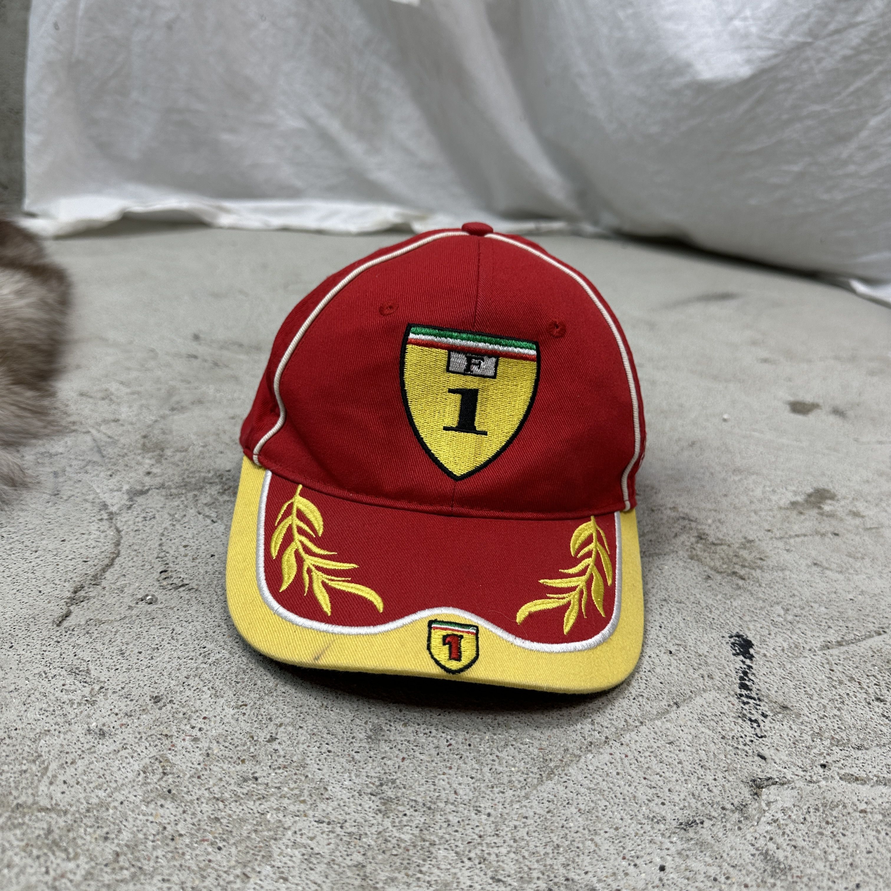 Formula 1 Vintage Sporty Streetwear Skater Formula 1 Racing Cap Y2K Size ONE SIZE - 4 Thumbnail