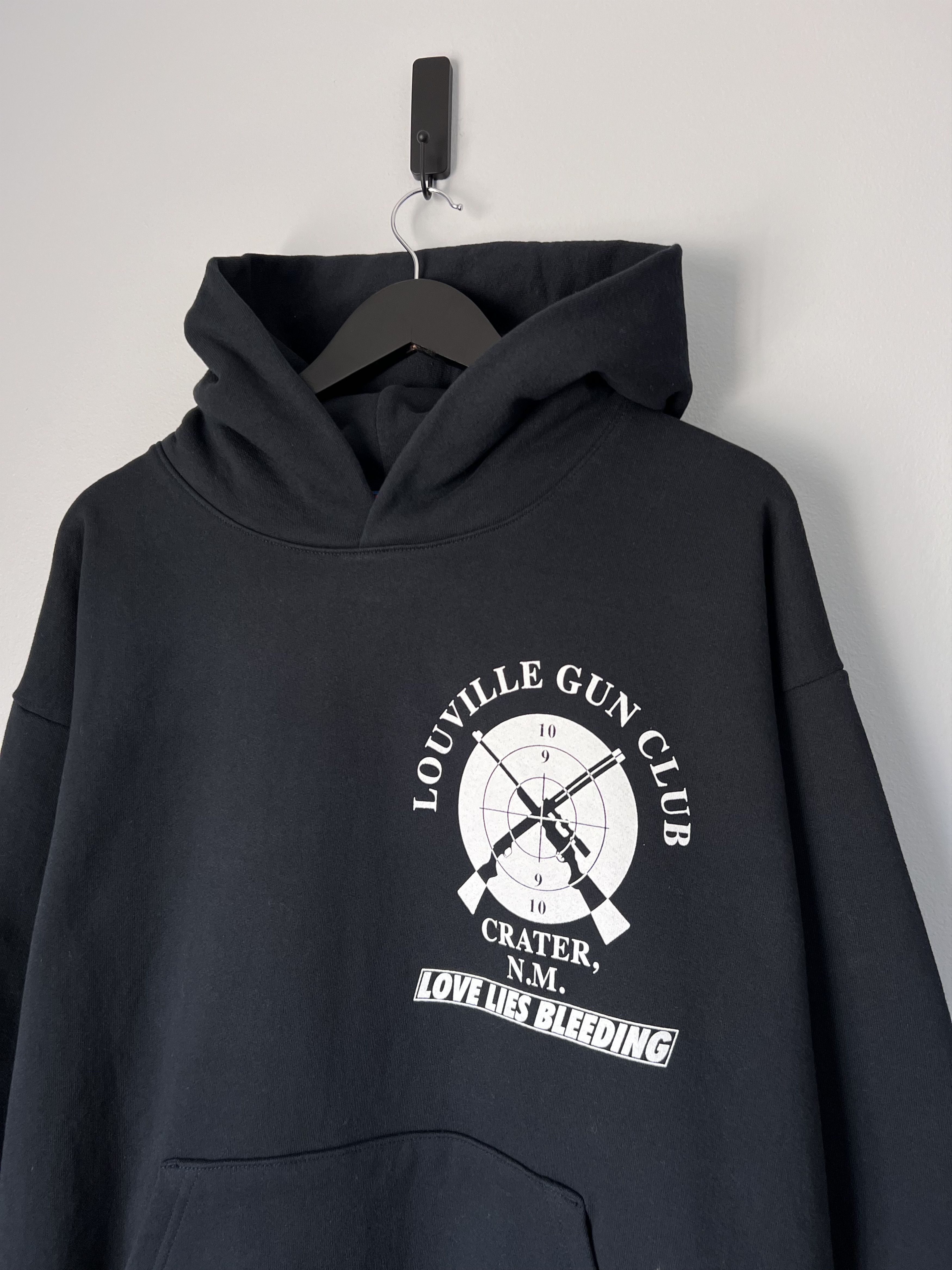 A24 × Online Ceramics Online Ceramics A24 Love Lies Bleeding Gun Club Hoodie Size US XL / EU 56 / 4 - 2 Thumbnail